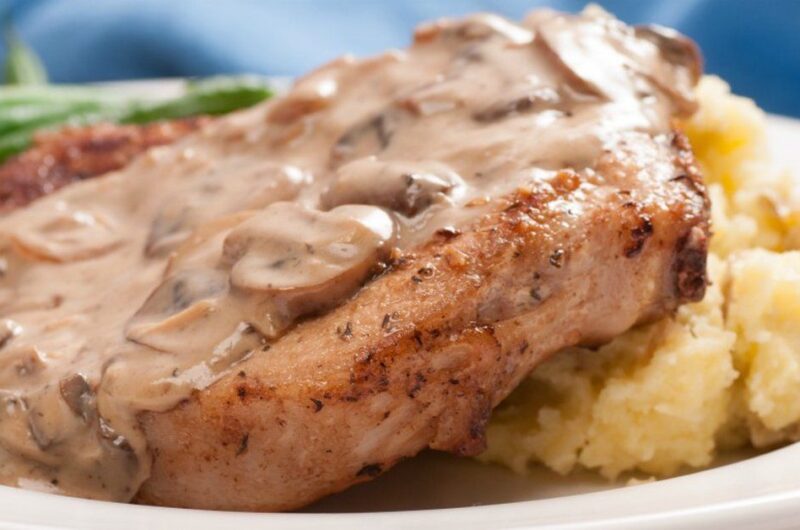 Pork Chops with Creamy Potato Sauce